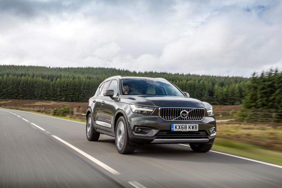  Volvo XC40 D3 Inscription 2018 года  (UK) (фото 23 из 40)